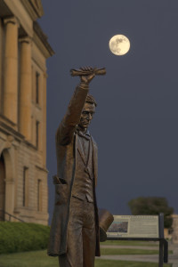 Lincoln Statue Lincoln IL